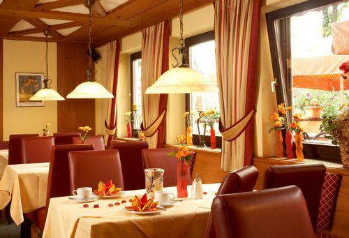 Hotel Zur Post Bad Fussing Restaurant photo